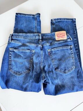 Levis 541 Athletic Fit Jeans Mens 36x30 Medium Wash Denim